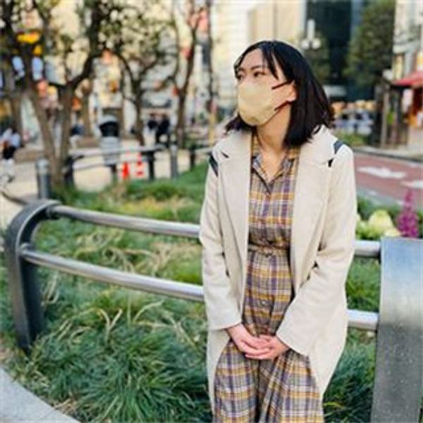 巨乳人妻性欲这么强 应该是好久没有被草了