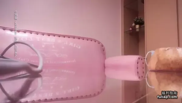 网约大长腿外围美女 ，舌吻得加钱