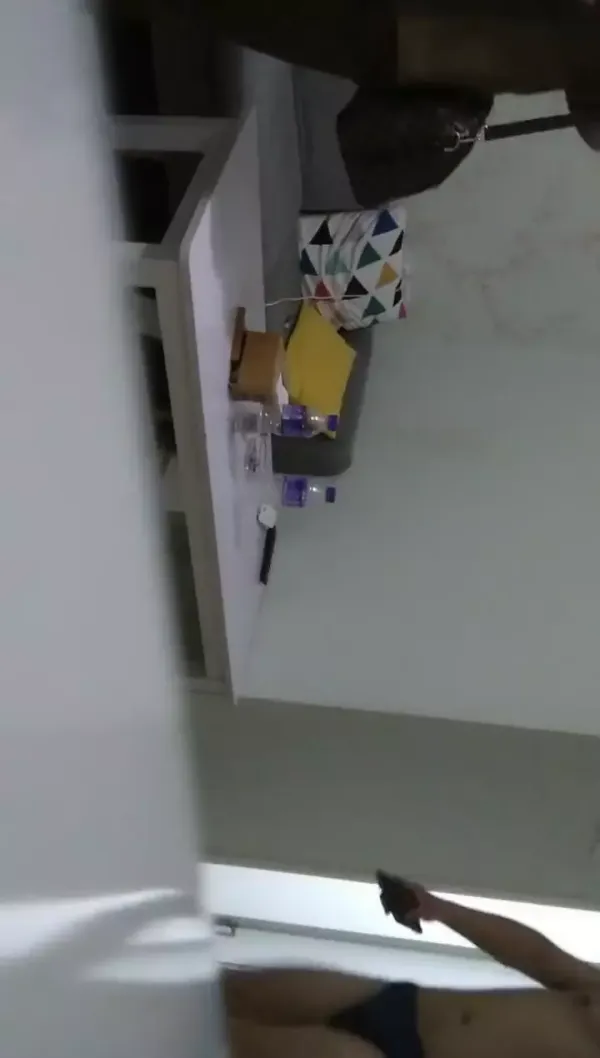 新晋探花，170cm大长腿漂亮女神，主动女上位，骚劲十足，浪叫不断，只恨鸡巴坚持时间短