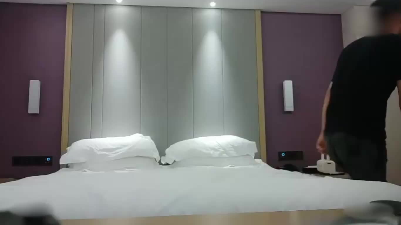 【极品探花】东北大奶熟女人妻 人妻就是主动 一直求着我快把肉棒插进去