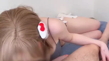 萝莉福利姬 鸡教练 这样的骚货母狗主动配合拍摄真的很难得 双手上下套弄 深喉口交鸡巴 骑乘鸡巴摇动美臀 冲刺抽插骚逼中出内射