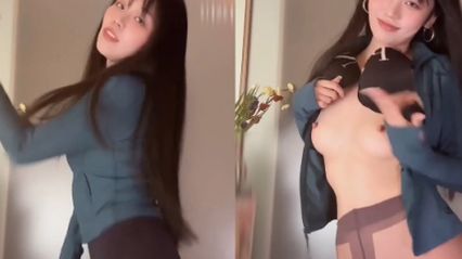 抖阴风 动感裸舞美女 玉米 贴身衣物下藏着极品巨乳和性感开裆丝袜 雪白奶子随着舞蹈晃动实在养眼