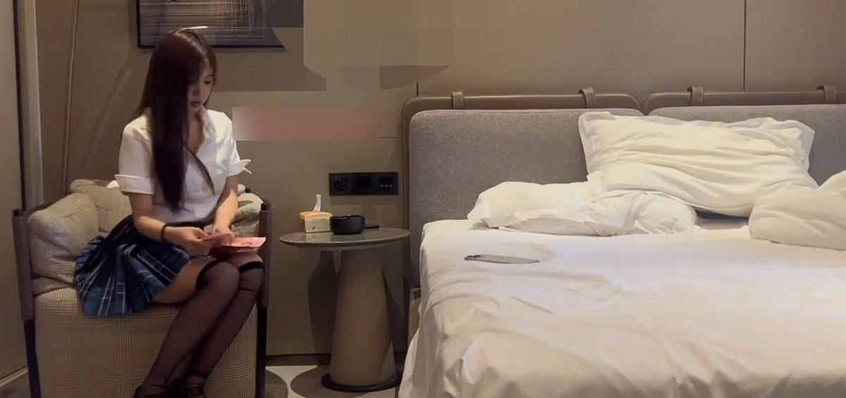 杏吧探花 约啪1米7的东北美女，非常配合服务良好 各种姿势都能配合插入 狠狠抽插十分钟就缴械了 实在舒畅