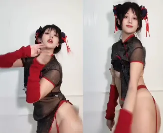 抖阴风美胸巨臀的骚舞美女玉米热舞新作，雪白美乳配上情趣服装的性感热舞谁能忍得住