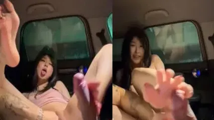 推特女神福利姬 pupu噗噗 宜家停车场车内争吵瞬间和好变车震现场 按压头深喉口交 裸足足交 大屌抽插猛干蜜穴高潮露出阿黑颜神情