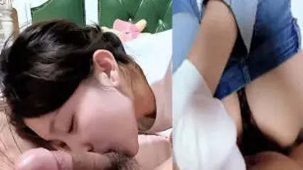 极品喷水娃美女 嘴上嫌弃鸡巴臭还是吃得很尽兴 被无套大屌插入骚逼被操到疯狂喷水 高潮痉挛呻吟叫喊淫水喷不停！