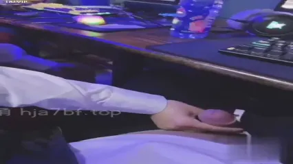 【网吧口交真爽！刺激！！！】公共场合大操野战，各种调教妹妹 全集