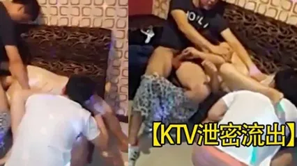 KTV泄密流出KTV唱歌唱到一半结果却搞了起来两男一女激情啪啪 全集