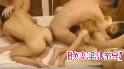 换妻淫乱流出夫妻多P交换淫乱现场视频流出 全集