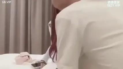 极品探花 某凡同款极品嫩妹禁忌卧室约炮 高颜值极品肉体大尺度放纵 第一视角特写名器爆插 Cover
