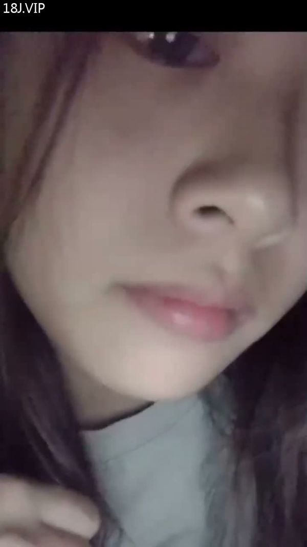 清纯学妹自拍自慰视频