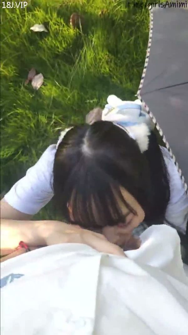 制服女仆卖力口交到射精