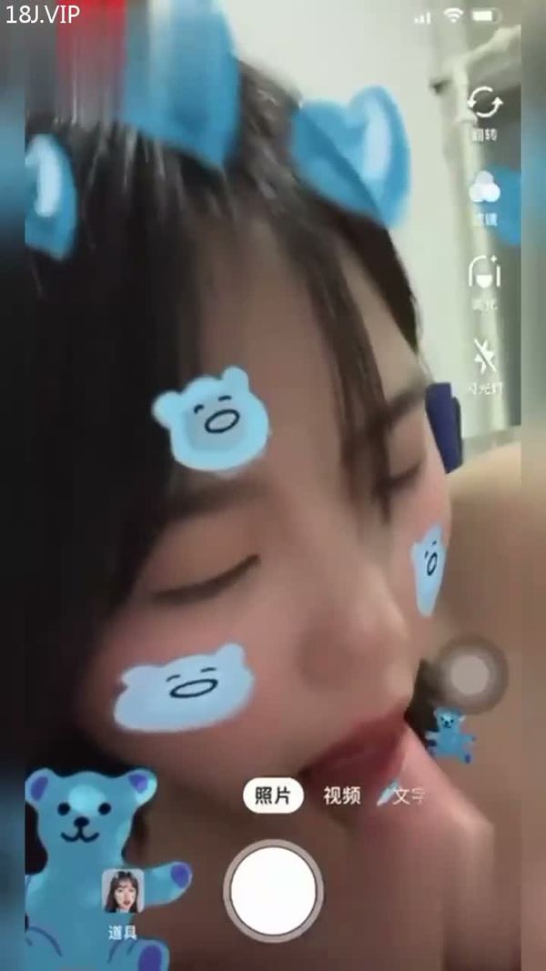 嫩妹竟玩的这么狂野！