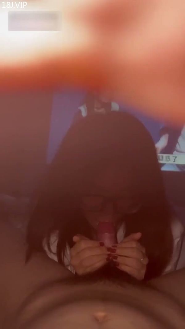 无套内射反差婊母狗