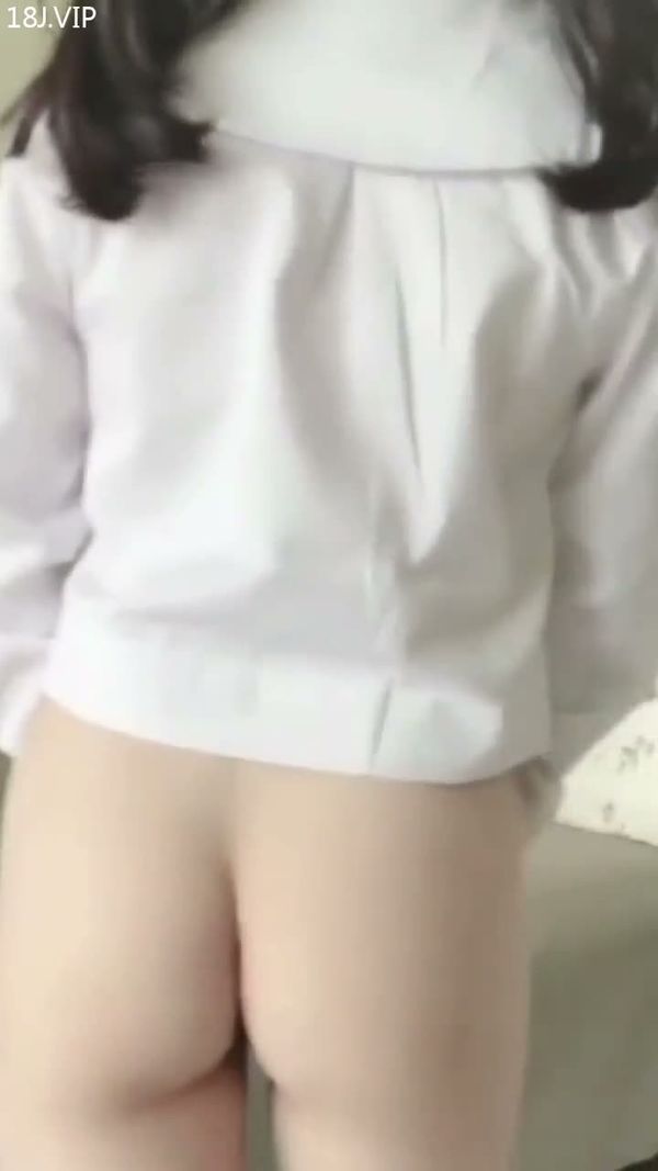 学妹脱光衣服跳个舞