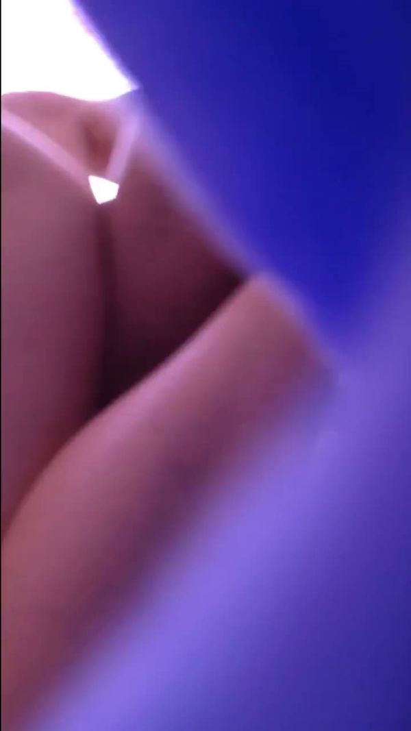 空姐刘艳被金主拿下