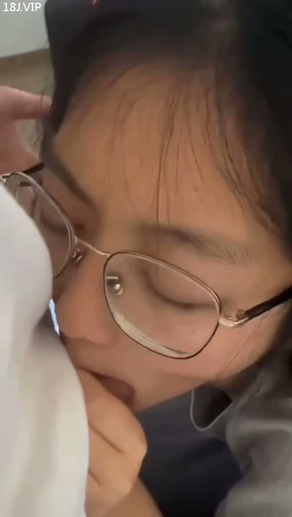 女神竟然如此淫荡