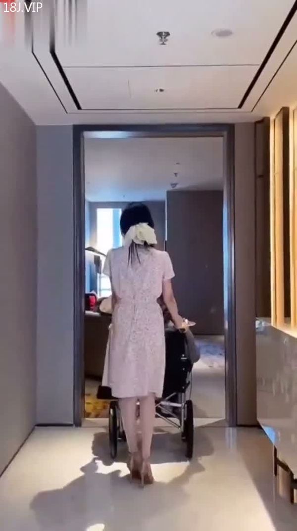 买菜少妇!高颜反差.