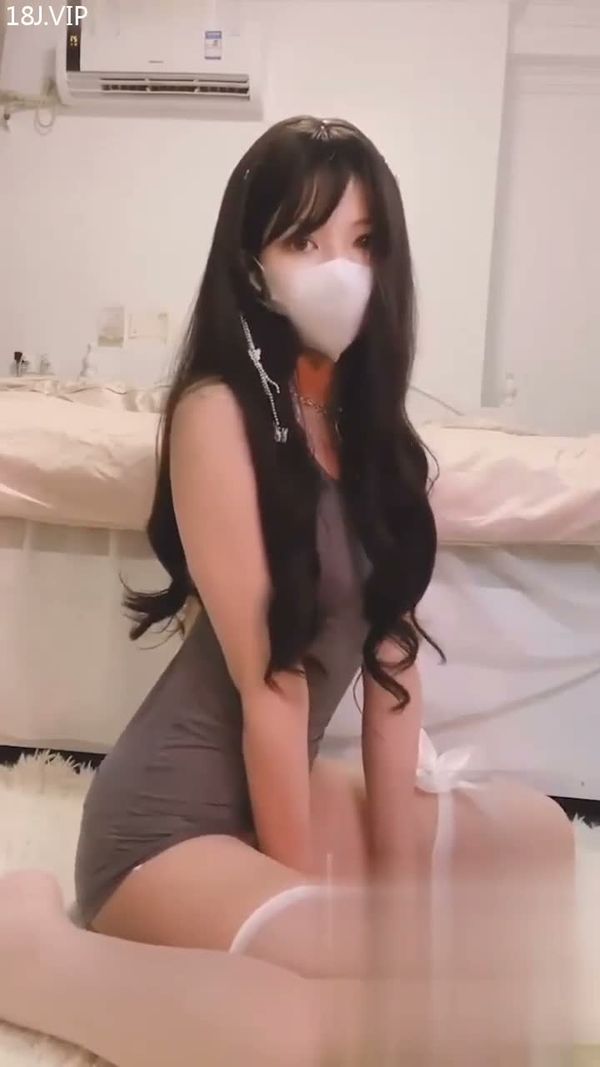 女神在家美乳自慰