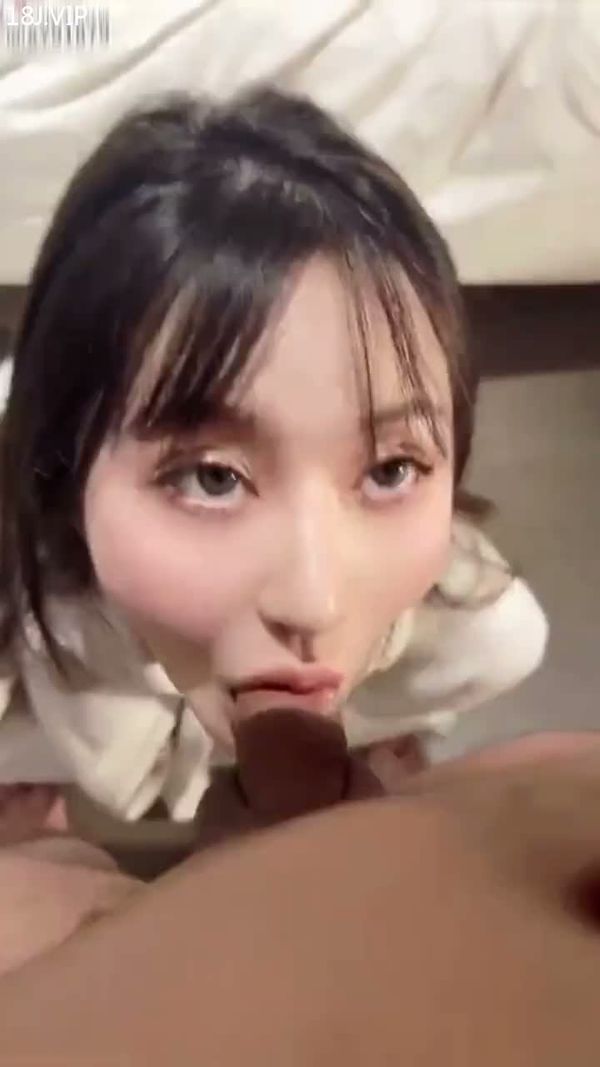 有点混血的浓厚美人