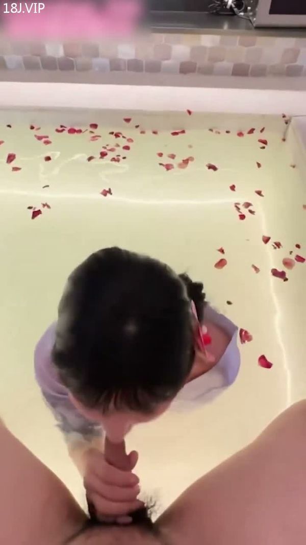 这个人妖我给100分