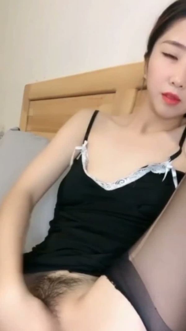 艳美少妇自慰给我看