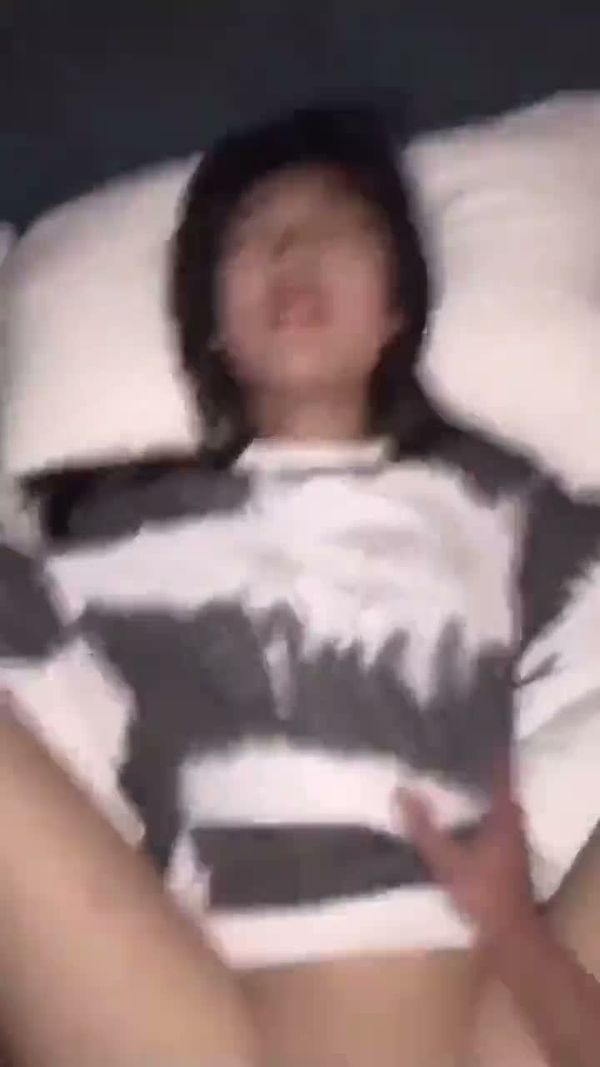 女友享受的闭眼了