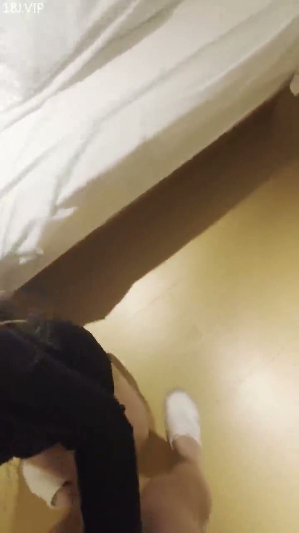 手撕反差婊丝袜