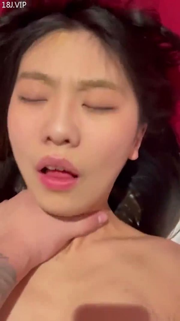 怒操高颜值小骚货