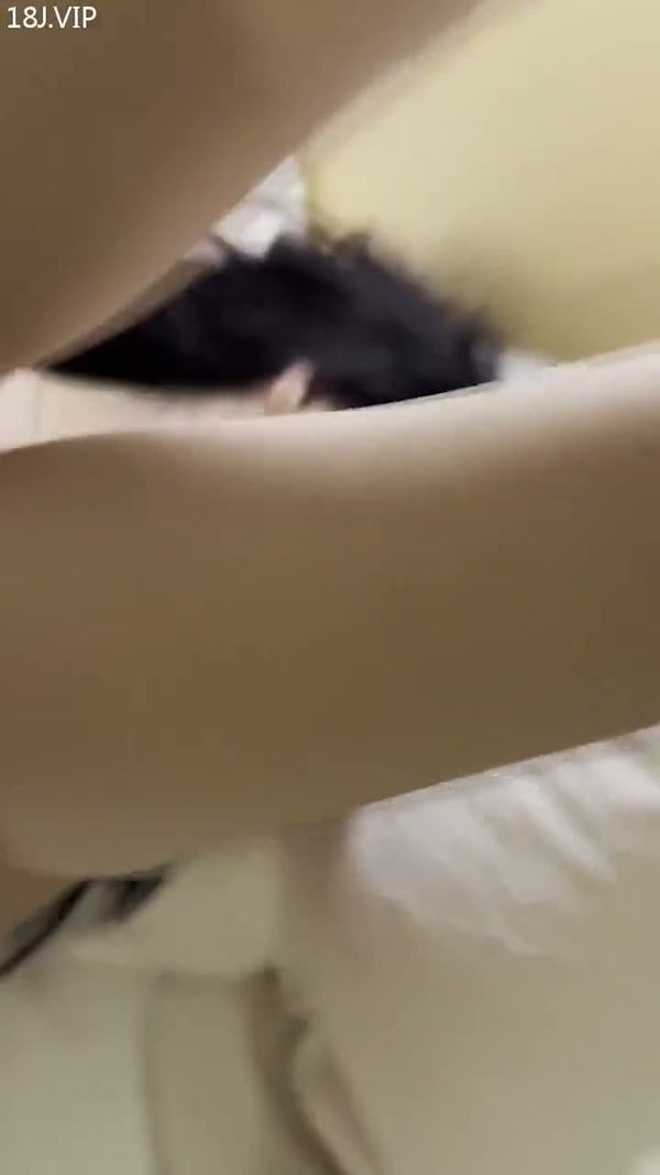 看她销魂的样子就硬了
