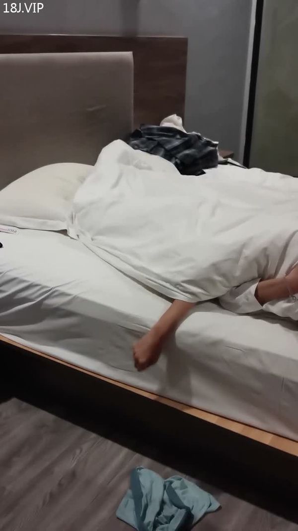 给女友逼都操麻了