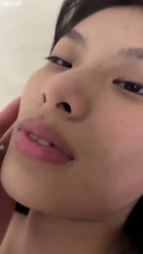 无套干翻清纯校花妹