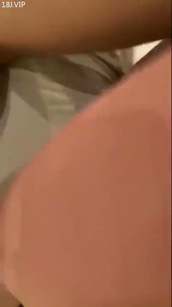 骚母狗说我屌太大了